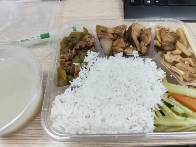 记录打工人的盒饭