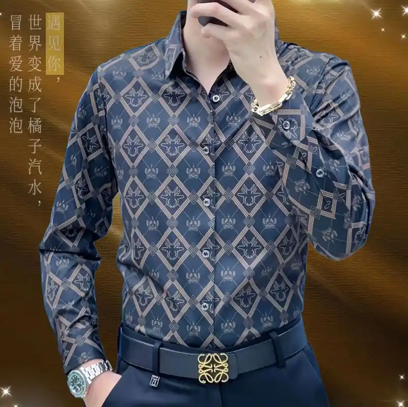 新款男士花纹衬衫,既适合商务场合又适合休闲场合.