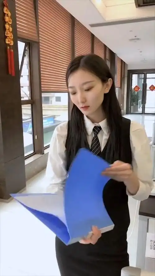 小助理,你这个坑货!