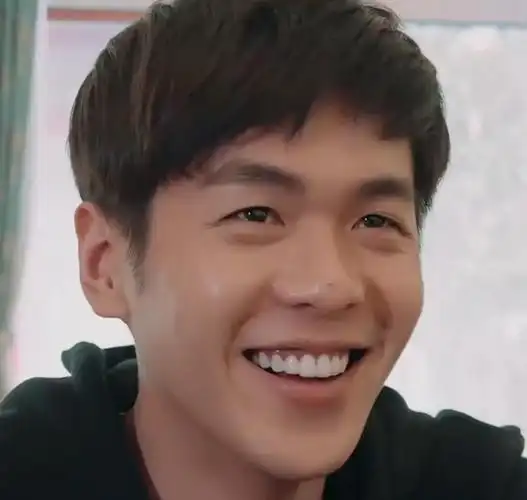 看张若昀画眉我要被笑死了