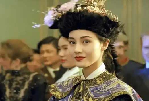 性感港姐"李嘉欣":为嫁豪门不择手段,如今已活成一个"笑话"_倪震