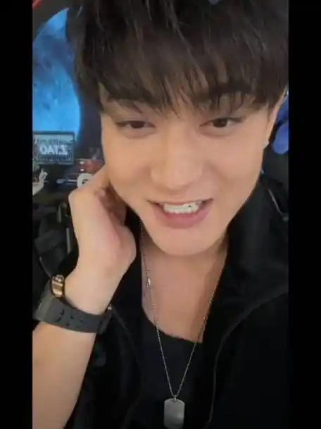 黄子韬0502生日快乐##黄子韬直播