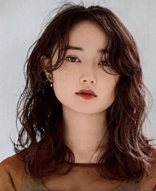 方脸适合什么发型方脸女生适合什么发型,方脸女生适合的发型图片 时尚