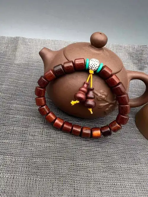 血檀手串点赞第八个免费送