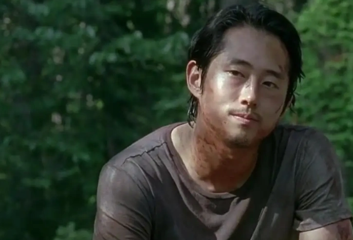 行尸走肉格伦第几季第几集死的?