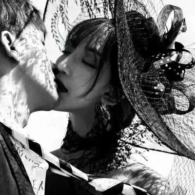 2019情侣头像黑白霸气双人