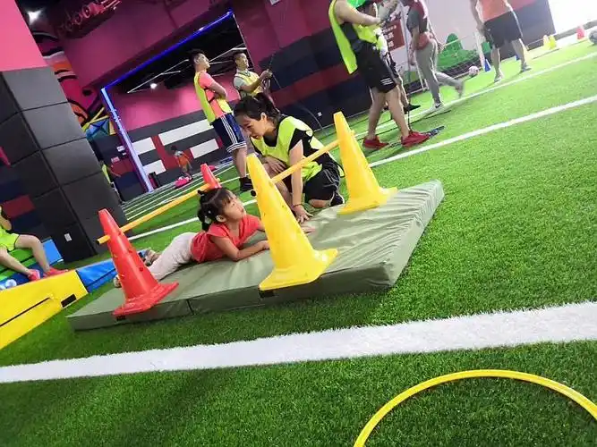 跃体体适能馆综合体能 攀岩 橄榄球任您体验-互动吧