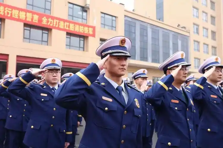 嘉兴消防救援队伍换装!你好,火焰蓝!_制服