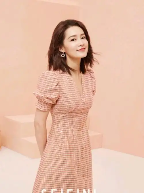 李沁面部分析!为什么方脸的她有柔美感