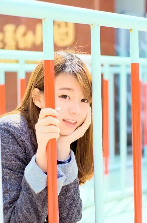 20岁女生照片 我妈要 急