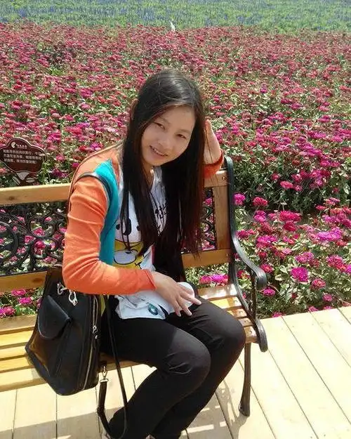 26岁未婚女征婚照片(id:77433364)_海南三亚征婚交友_珍爱网