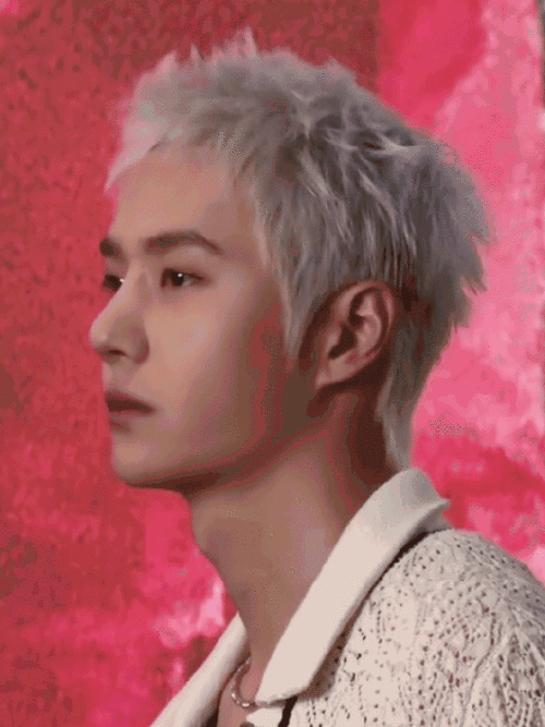 网友给王一博p的发型