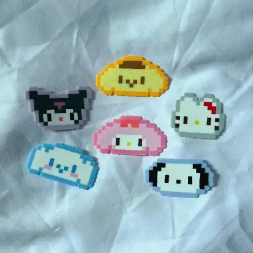 拼豆  #今天拼豆了么豆子:@黄豆豆拼豆图纸:@_糯米做的团子