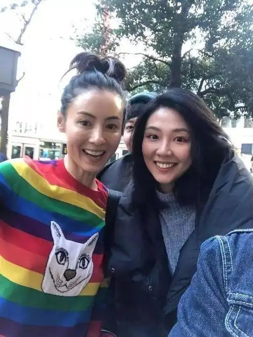 张柏芝天生丽质不用整容素颜都这么漂亮王菲哪比得上她啊