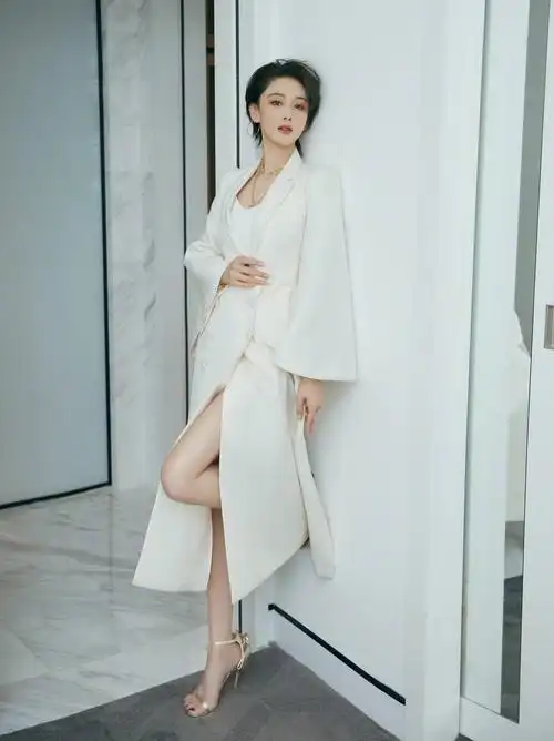 张馨予崩溃发文后秒删心态崩掉了随后发文我真的要气哭了