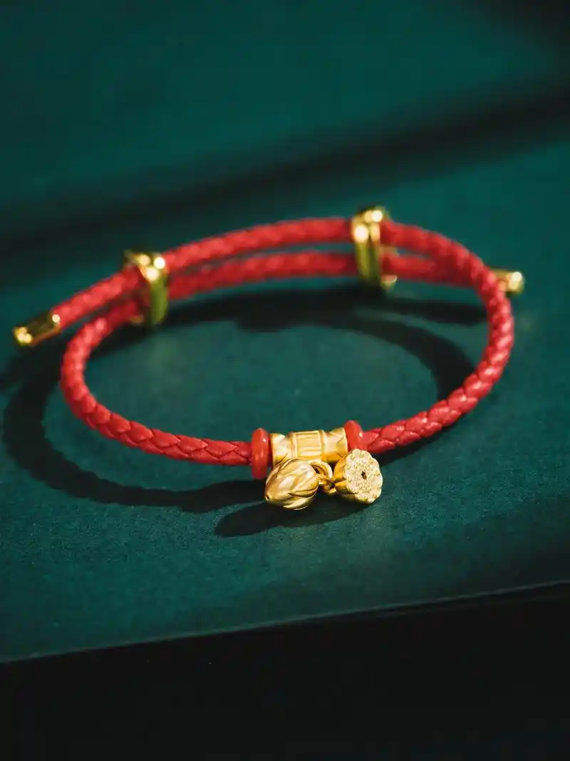 莲花象征着圣洁的爱情莲藕寓意佳 - 抖音