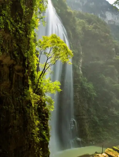湖北三峡大瀑布景区秋日山水风光好中秋假日优惠多