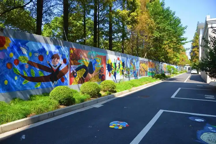 学校涂鸦墙(一)