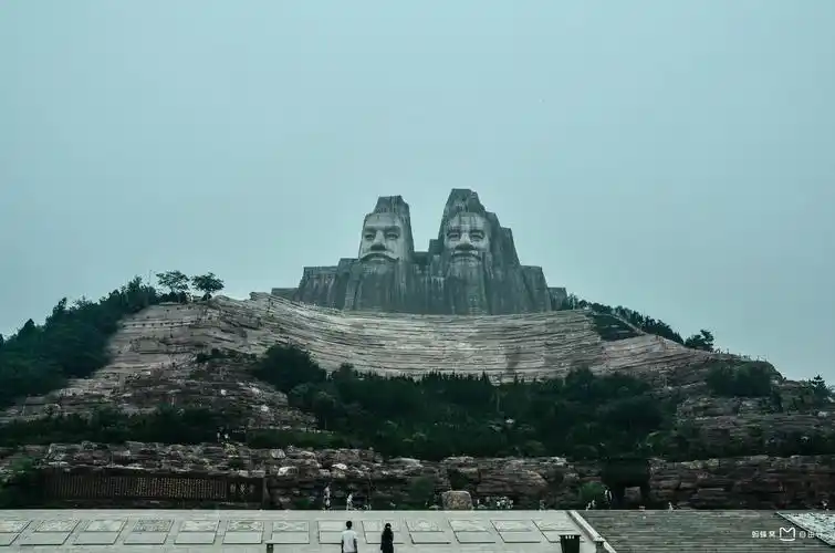 按国家度假 旅游 aaaaa级规范打造出的沿黄度假 旅游 带景区之一5郑州