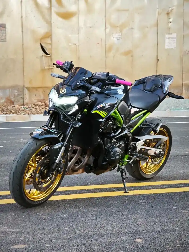 喜欢的来秒,24小时为你服务 【车型】: 川崎02 z900