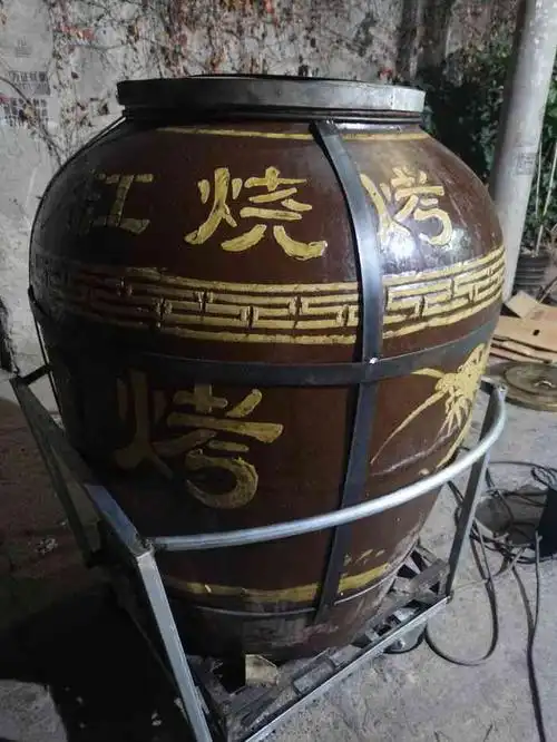 食外香特色瓦缸烧烤-"很好吃 !想吃会理铜火锅 朋友带去的 .