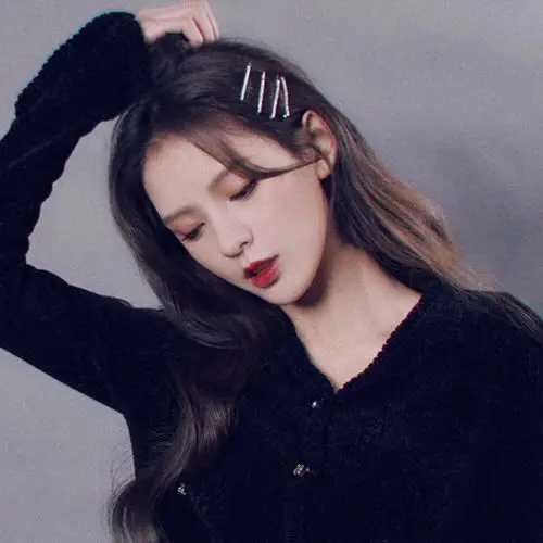 自裁张予曦头像二传标明许晚虞