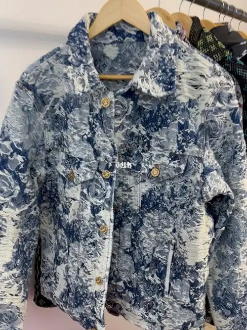 lv花卉破坏牛仔衣