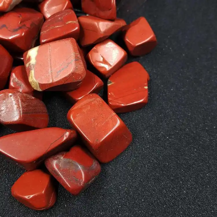 南红和红碧石的区别