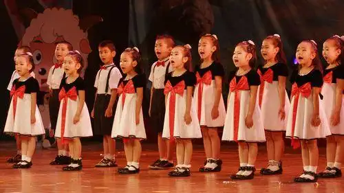 天空合唱团的名称由来