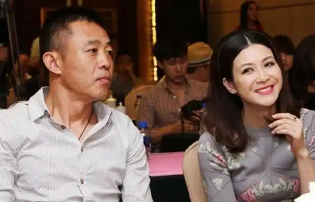 这时的沈蓉这才意识到这几年她确实没有尽一个妻子的责任,并悔恨没有