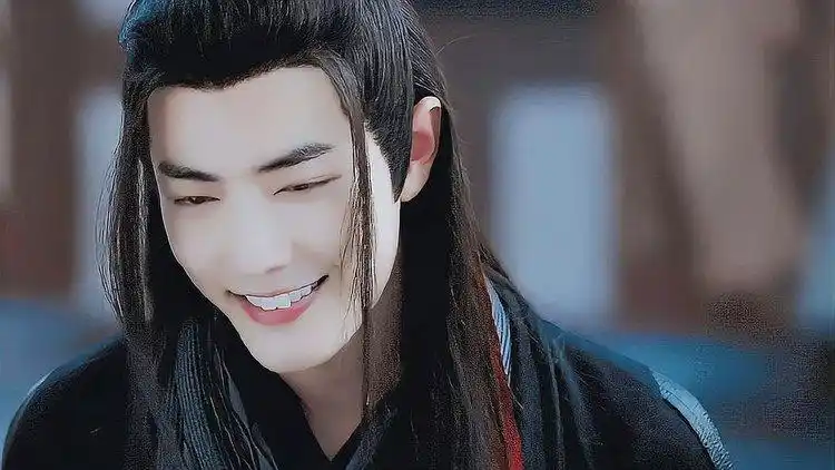 真是太偏爱肖战的魏婴了,这笑起来简直就是一个小太阳啊