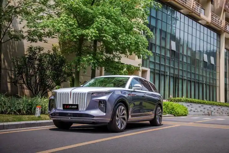 c 级纯电动豪华suv红旗e-hs9预计到2025年,红旗品牌将合计推出26款