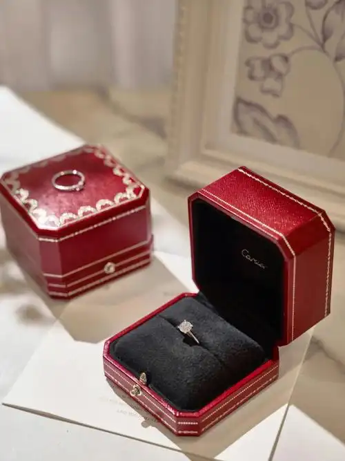 卡地亚solitaire1895结婚钻戒我一眼相中