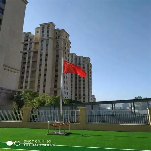 学校旗杆旗台