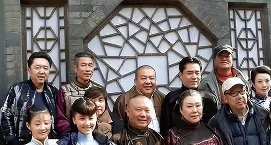 《大宅门》再也见不到的4个演员,以为退休享福,其实已悄然离逝