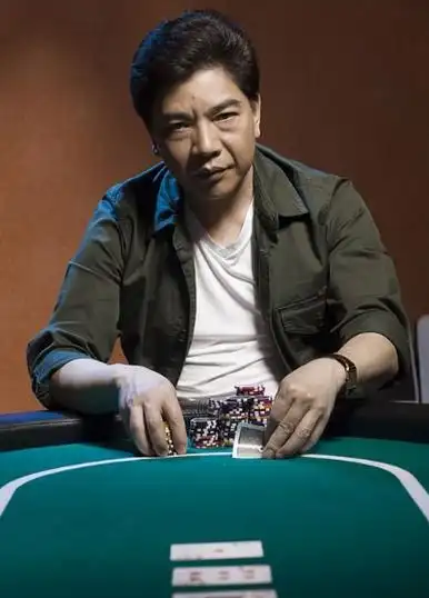 身在他乡心系祖国他是名扬德扑圈的读心者