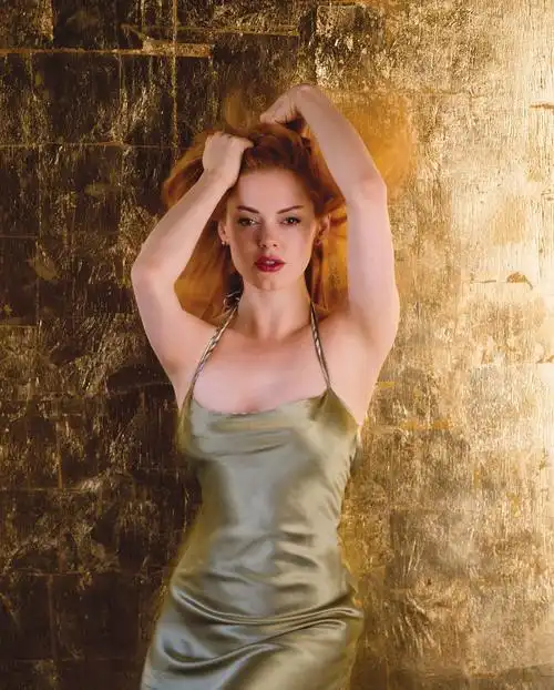 p>罗丝·麦高恩(rose mcgowan),1973年9月5日生于意大利,演员,歌手.