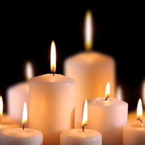 白蜡烛在丧葬文化中的历史渊源