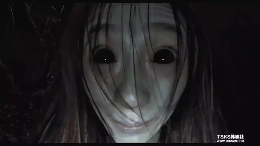 《昆池岩》和其他采用伪纪录片形式的恐怖片相比如何?