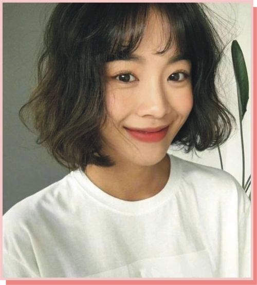 烫发洋气但是容易老气,短发怎样烫做到时尚减龄不老气?