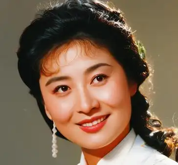 著名演员黄晓娟:人生多坎坷,儿子是骄傲_娱乐_生活_母亲