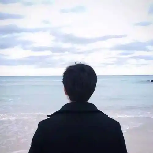 个性头像:男生女生背影头像