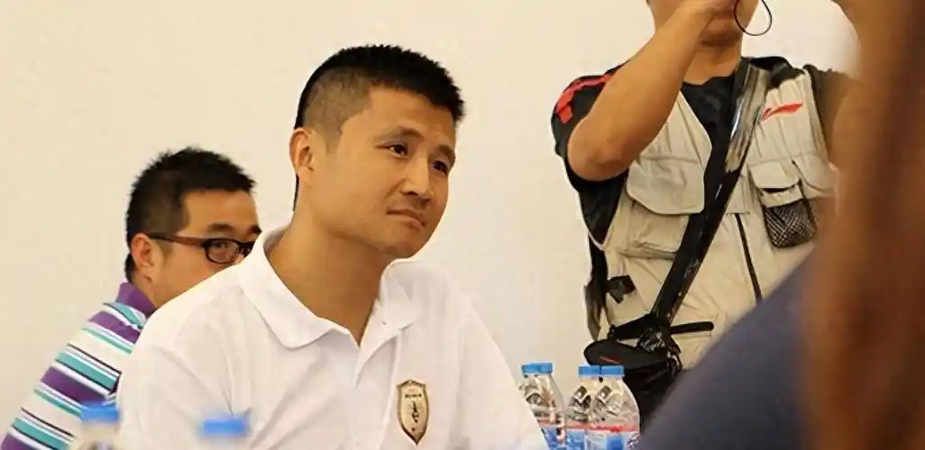 正式上任,足协官宣新职务,吴承瑛亮相岗位,范志毅武磊送祝福_足球