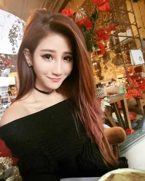 《非常完美》女嘉宾,宅男女神林霈婷,性感比基尼美照大长腿