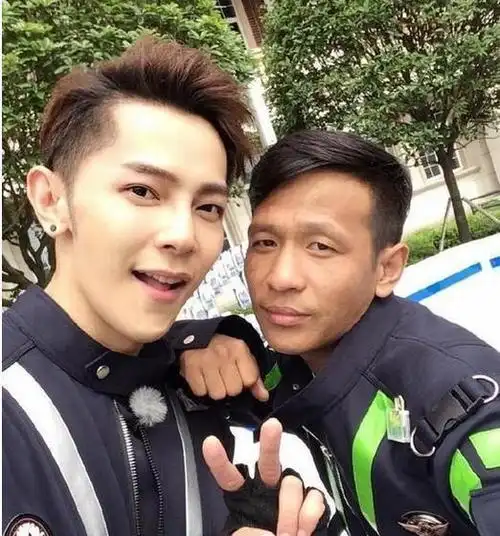 这8对明星是同龄人,对比却像"父与子"郭德纲林志颖上榜!