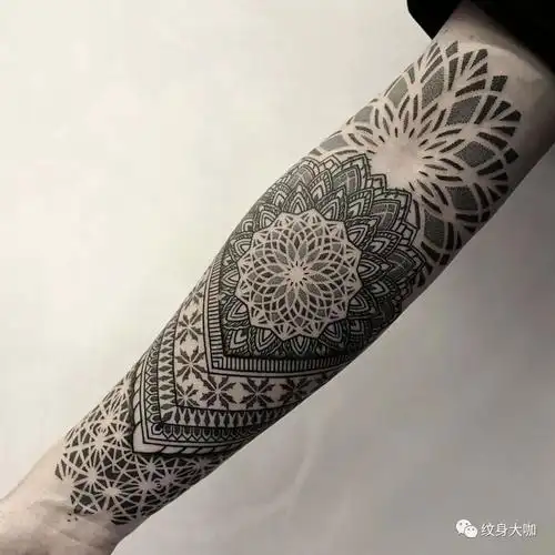 看过那么多曼陀罗纹身关于它的含义你了解多少