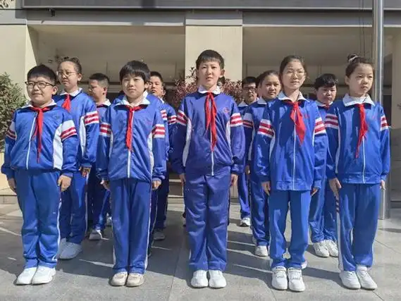 安全关系你我他  ——邯郸市丛台区实验小学升旗仪式