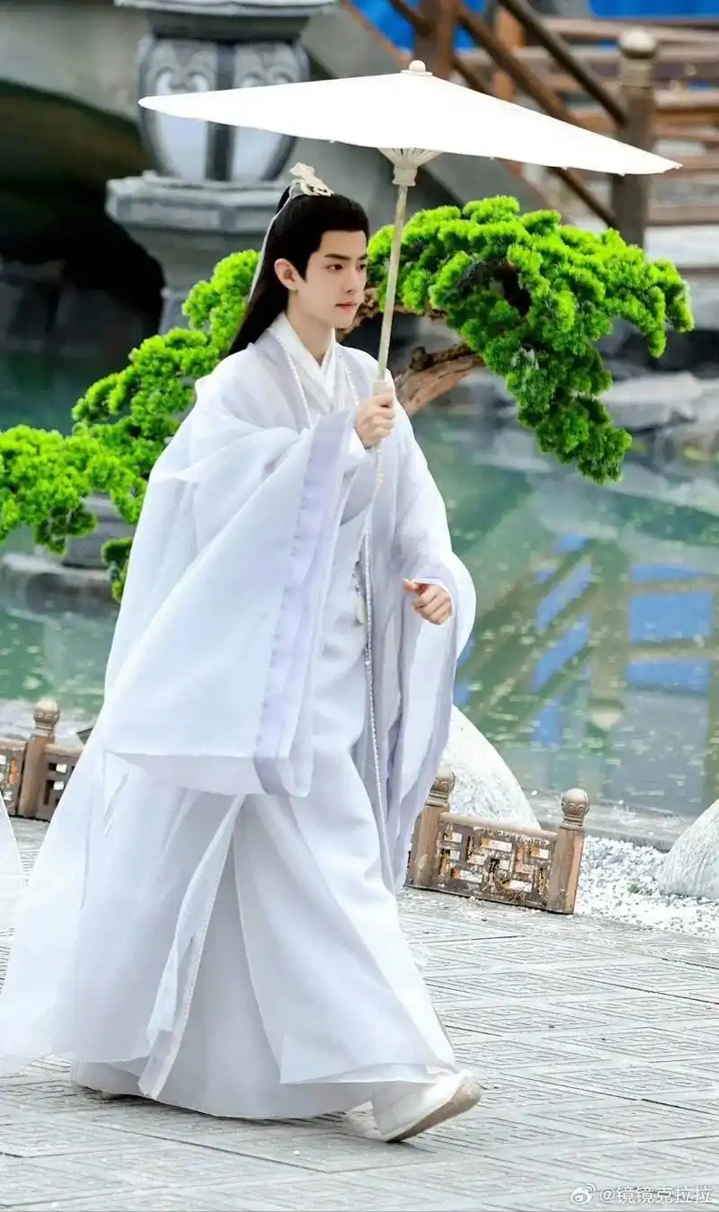 一人一张肖战帅照 藏海的路透照炸出了时影的定妆照,肖战真的 - 兑趑