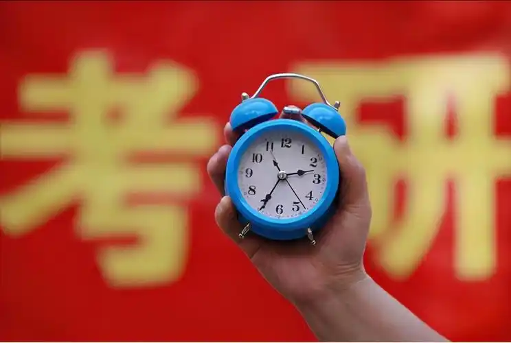 研究生导师:这四种考生,初试成绩再好我也不想录取_校园视野_高校动漫