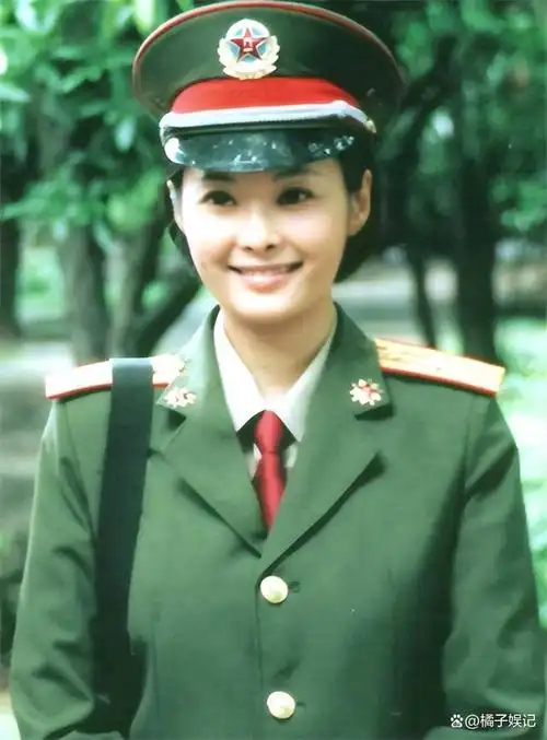 6年后再看疯女人的袁立才明白她才是真的人间清醒